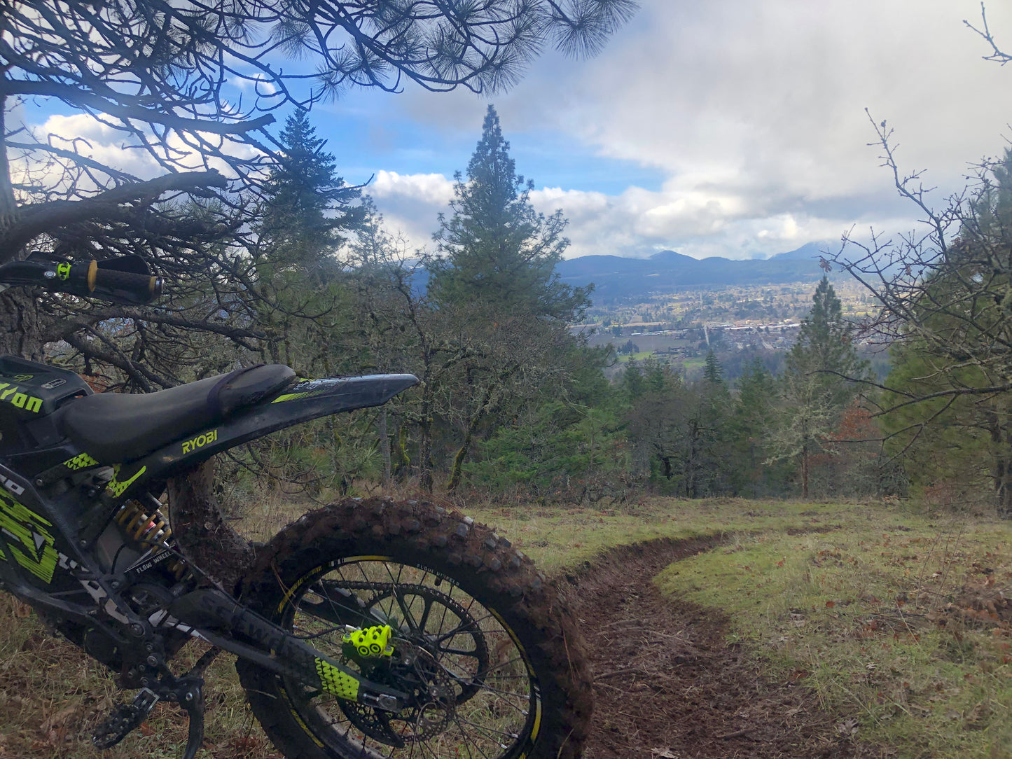 Hard Enduro gummy rear 19" Talaria Sting/Surron Light Bee/ Pro SS