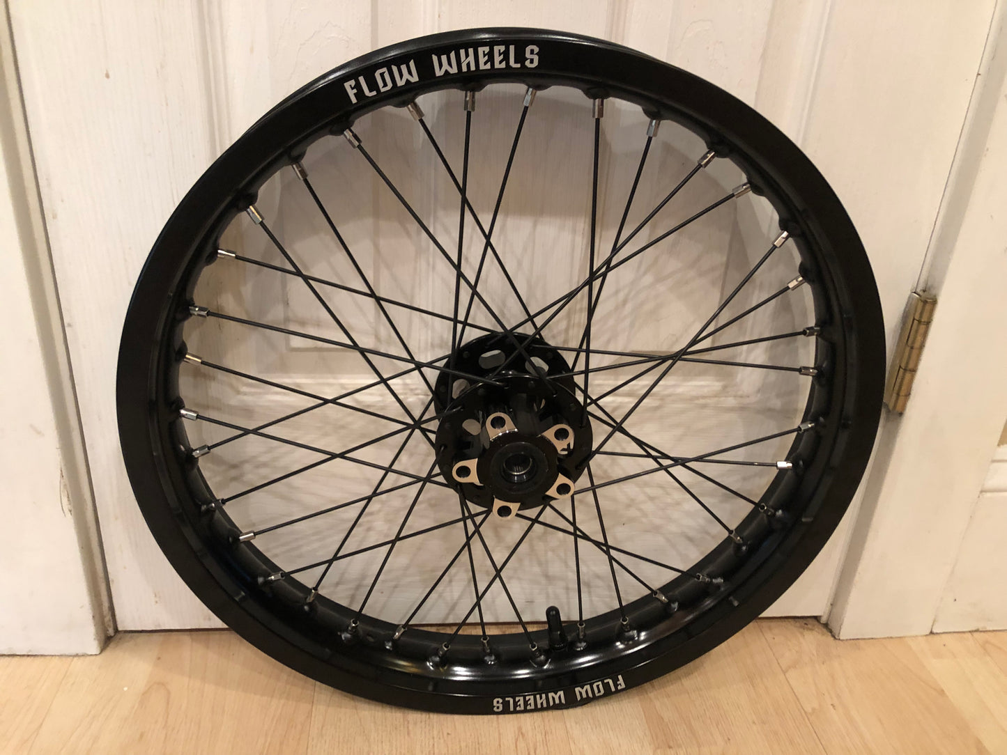 Surron or Talaria Sting 18" wheel