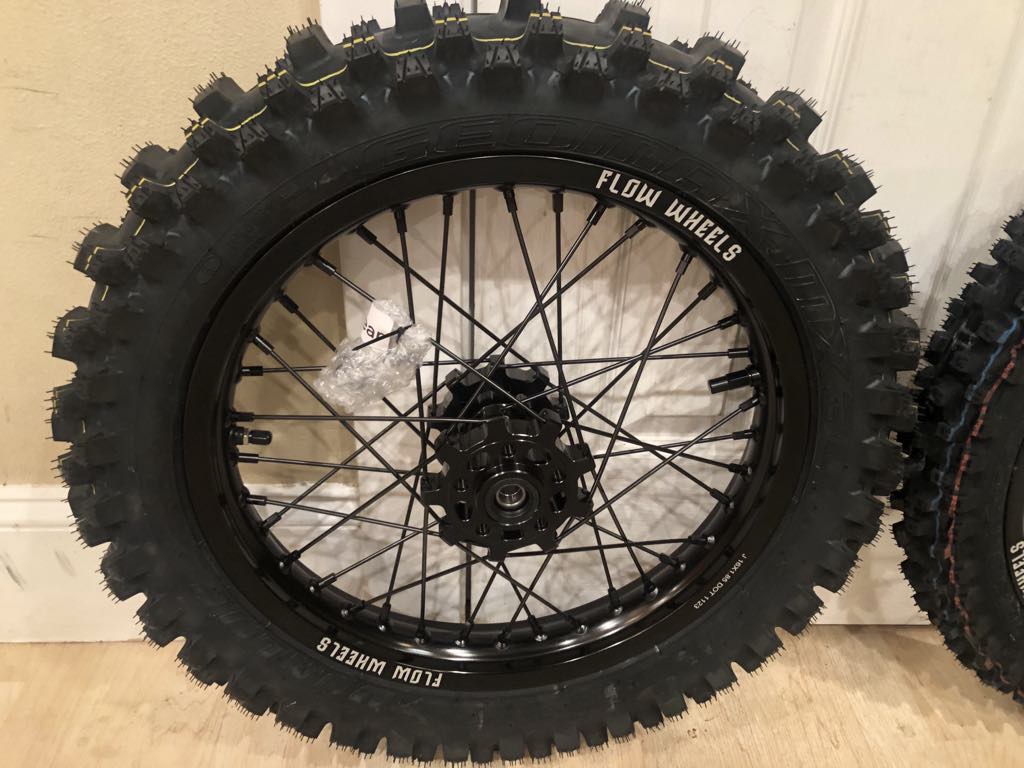 Talaria MX5 16" rear wheel with tire