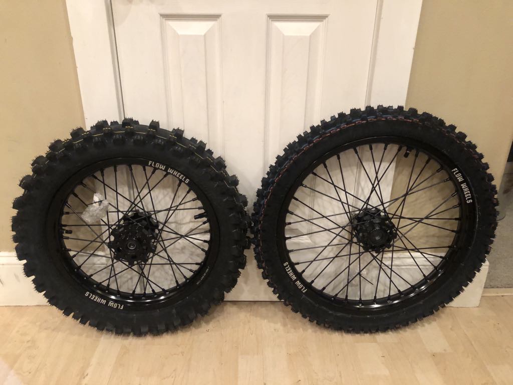 Talaria MX5 16/19 wheelset with tires