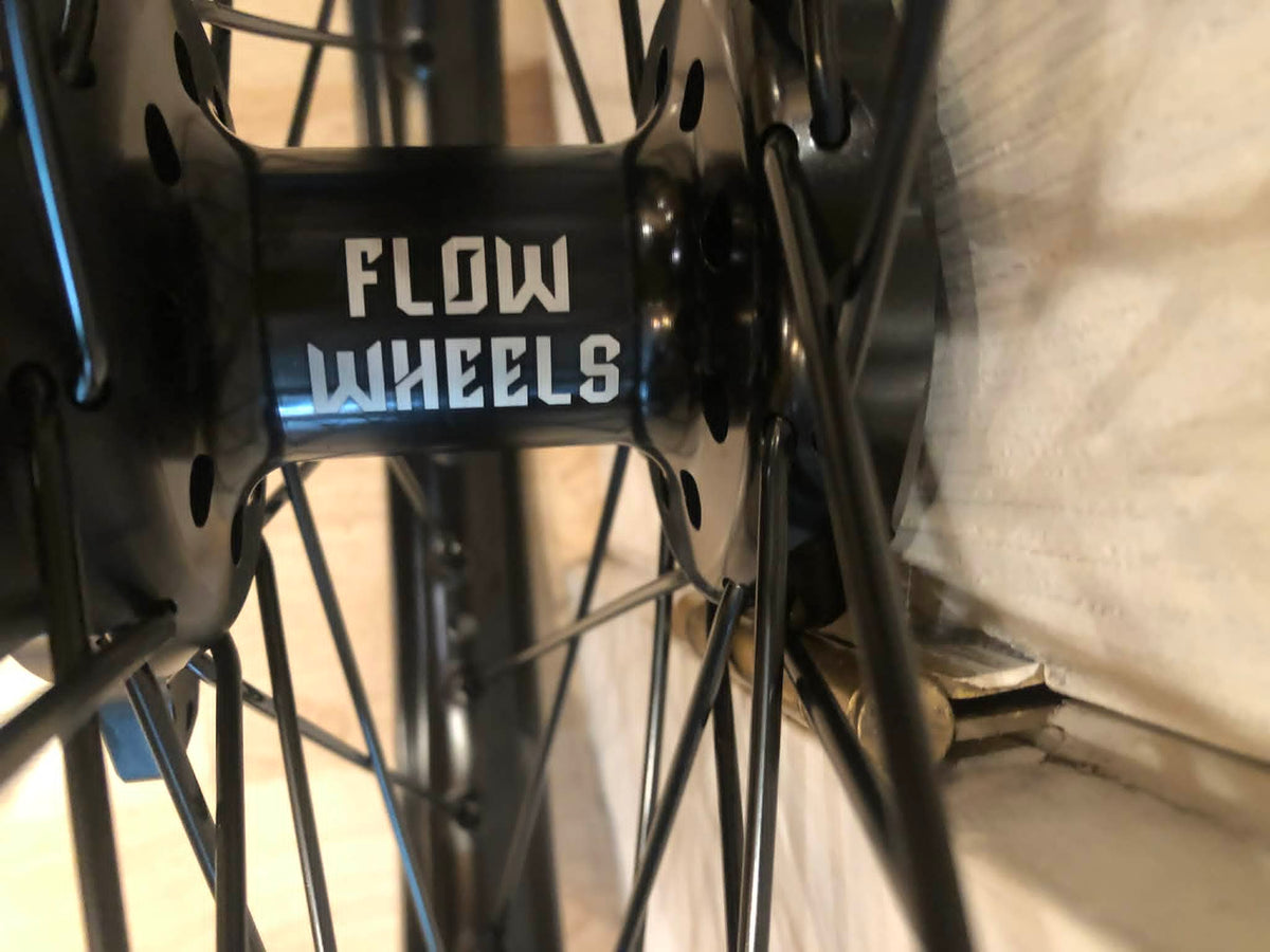 Surron Ultra Bee 21" front wheel